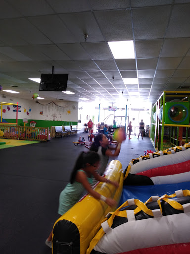 Shopping Mall «Victoria Square Shopping Center», reviews and photos, 1788 S Woodland Blvd, DeLand, FL 32720, USA