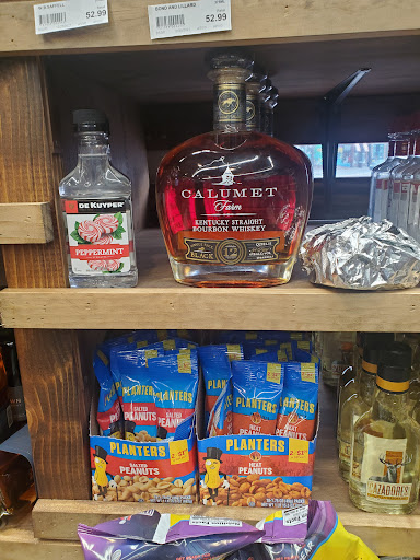 Liquor Store «Vault Liquor & Smokes», reviews and photos, 1270 Bardstown Rd, Louisville, KY 40204, USA