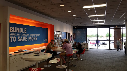 Cell Phone Store «AT&T», reviews and photos, 1451 US-77 #100, Waxahachie, TX 75165, USA