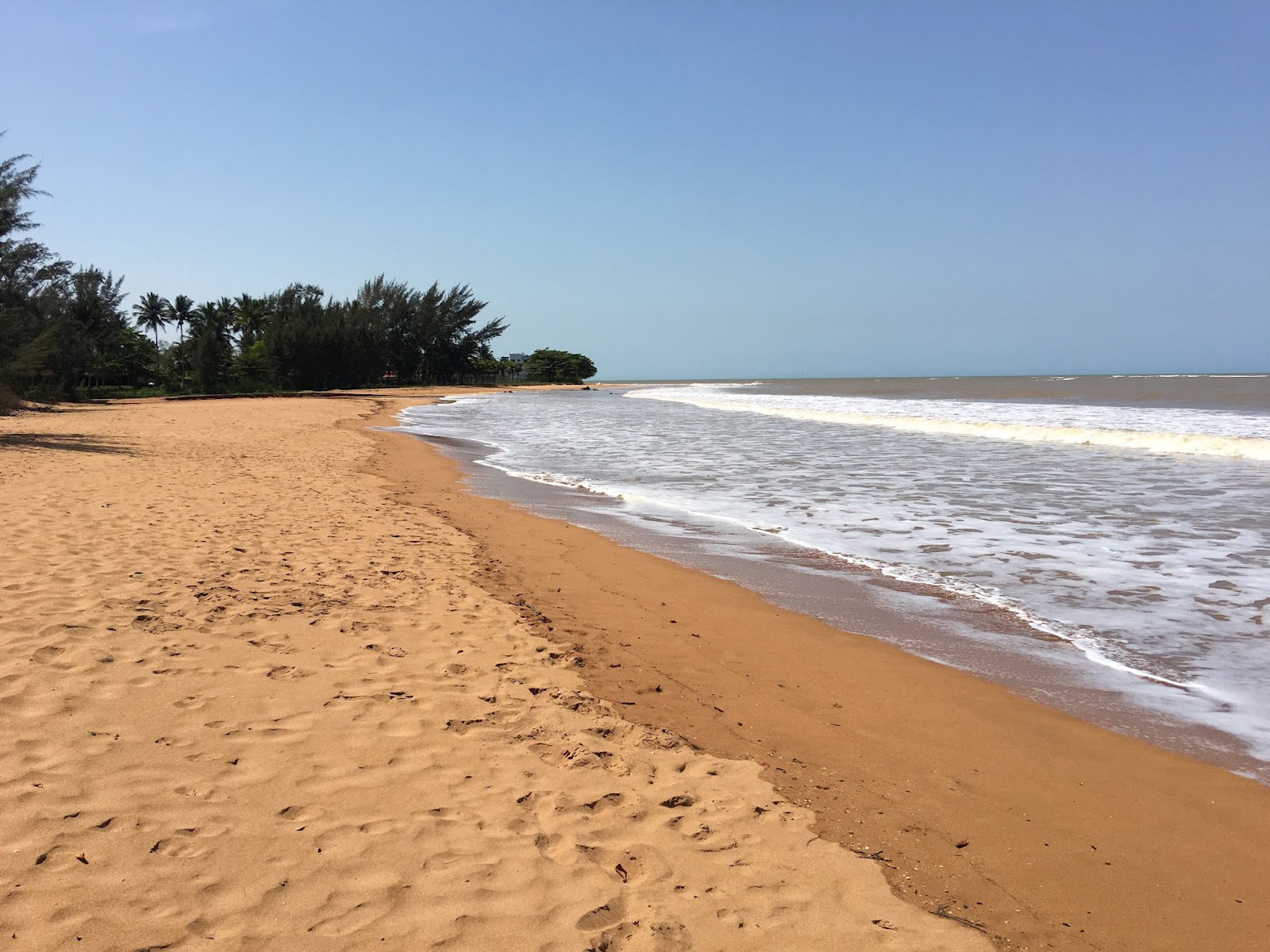 Photo de Plage Formosa avec sable lumineux de surface