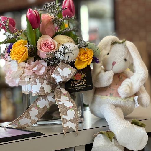 Florist «Downtown Flowers And Gift Shop», reviews and photos, 130 E Charlemont Ave, Kingsport, TN 37660, USA