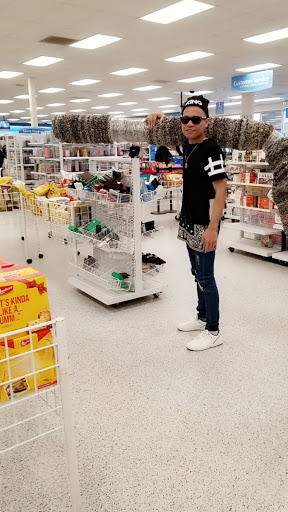 Clothing Store «Ross Dress for Less», reviews and photos, 5820 Lakewood Towne Center Blvd SW, Lakewood, WA 98499, USA