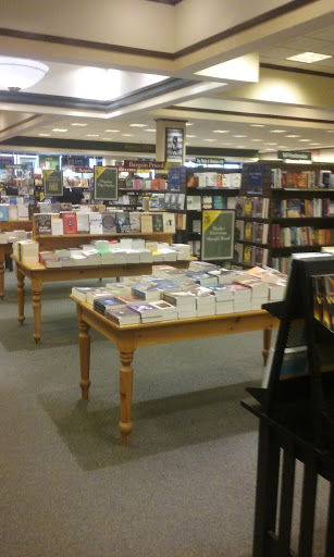 Book Store «Barnes & Noble», reviews and photos, 4325 24th Ave, Fort Gratiot Twp, MI 48059, USA