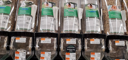 Pet Supply Store «Pet Supplies Plus», reviews and photos, 2441 N Center St, Hickory, NC 28601, USA