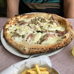 Photo n°3 de l'avis de Markus.r fait le 09/04/2023 à 15:01 sur le  E Vicchiarelle Dal 1903 à Naples