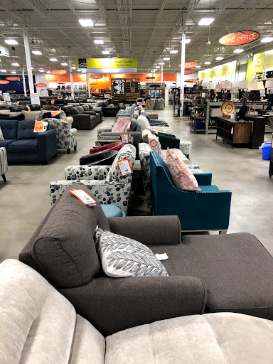 Furniture Store «Weekends Only Furniture & Mattress», reviews and photos, 8315 Center Run Dr, Indianapolis, IN 46250, USA