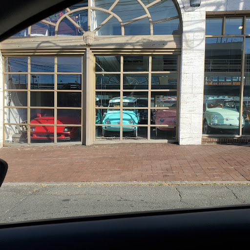 Carriage House Motor Cars, 25 Railroad Ave, Greenwich, CT 06830, USA, 