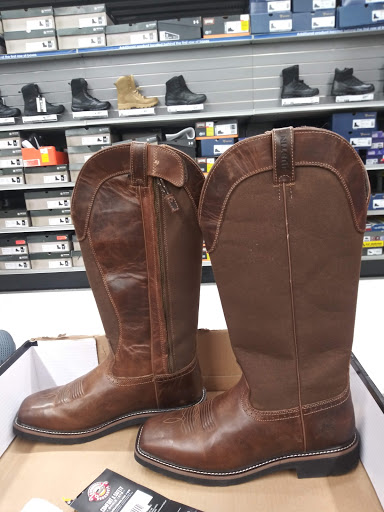 Sporting Goods Store «Academy Sports + Outdoors», reviews and photos, 5075 Goodman Rd, Olive Branch, MS 38654, USA