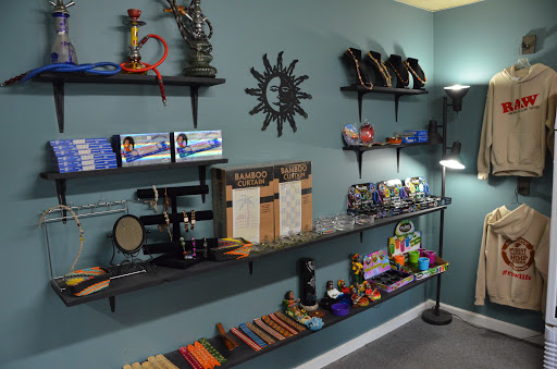 Tobacco Shop «Up In Smoke», reviews and photos, 105 Columbia Ave, Glasgow, KY 42141, USA