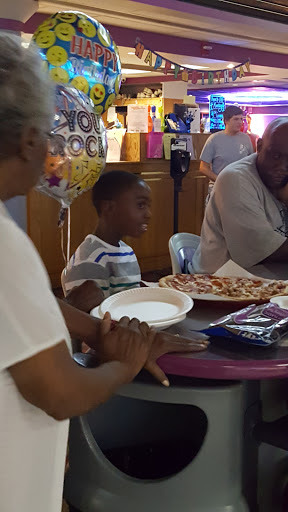 Bowling Alley «Arena Lanes», reviews and photos, 4700 W 103rd St, Oak Lawn, IL 60453, USA