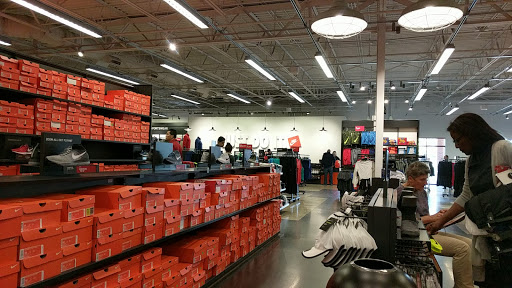 Clothing Store «Nike Factory Store», reviews and photos, 241 Fort Evans Road Northeast #510, Leesburg, VA 20176, USA