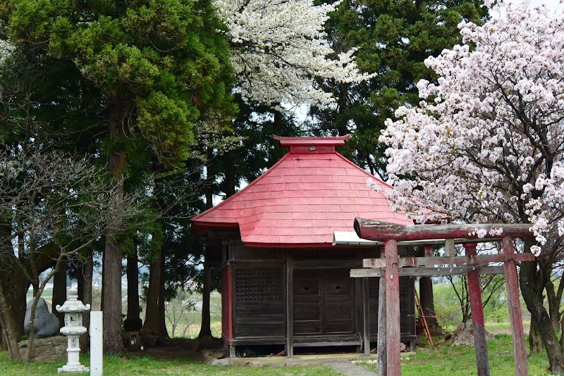 稲荷神社(鶴岡市東岩本)