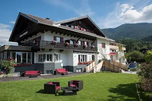 Leiners Familienhotel image