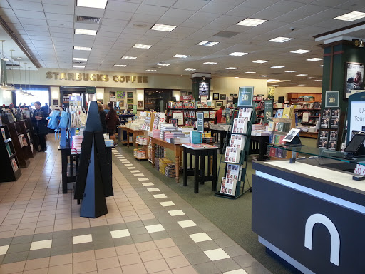 Book Store «Barnes & Noble», reviews and photos, 620 Marketplace Dr, Bel Air, MD 21014, USA