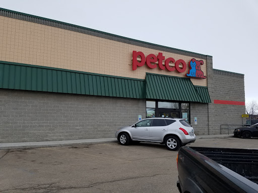 Petco Animal Supplies, 2901 32nd Ave S, Grand Forks, ND 58201, USA, 