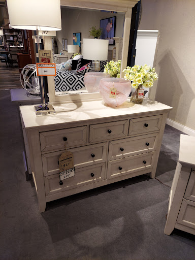 Furniture Store «Carol House Furniture», reviews and photos, 38 Marshall Rd, Valley Park, MO 63088, USA