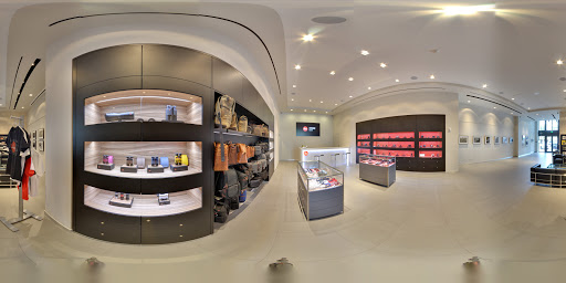 Camera Store «Leica Store Miami», reviews and photos, 372 Miracle Mile, Coral Gables, FL 33134, USA