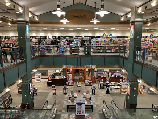 Barnes & Noble