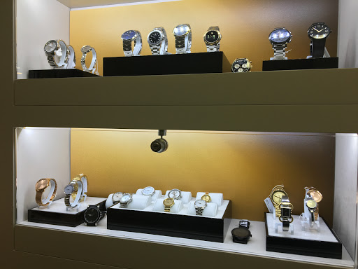 Jeweler «Michael Herr Diamonds & Fine Jewelry», reviews and photos, 17221 Chesterfield Airport Rd, Chesterfield, MO 63005, USA