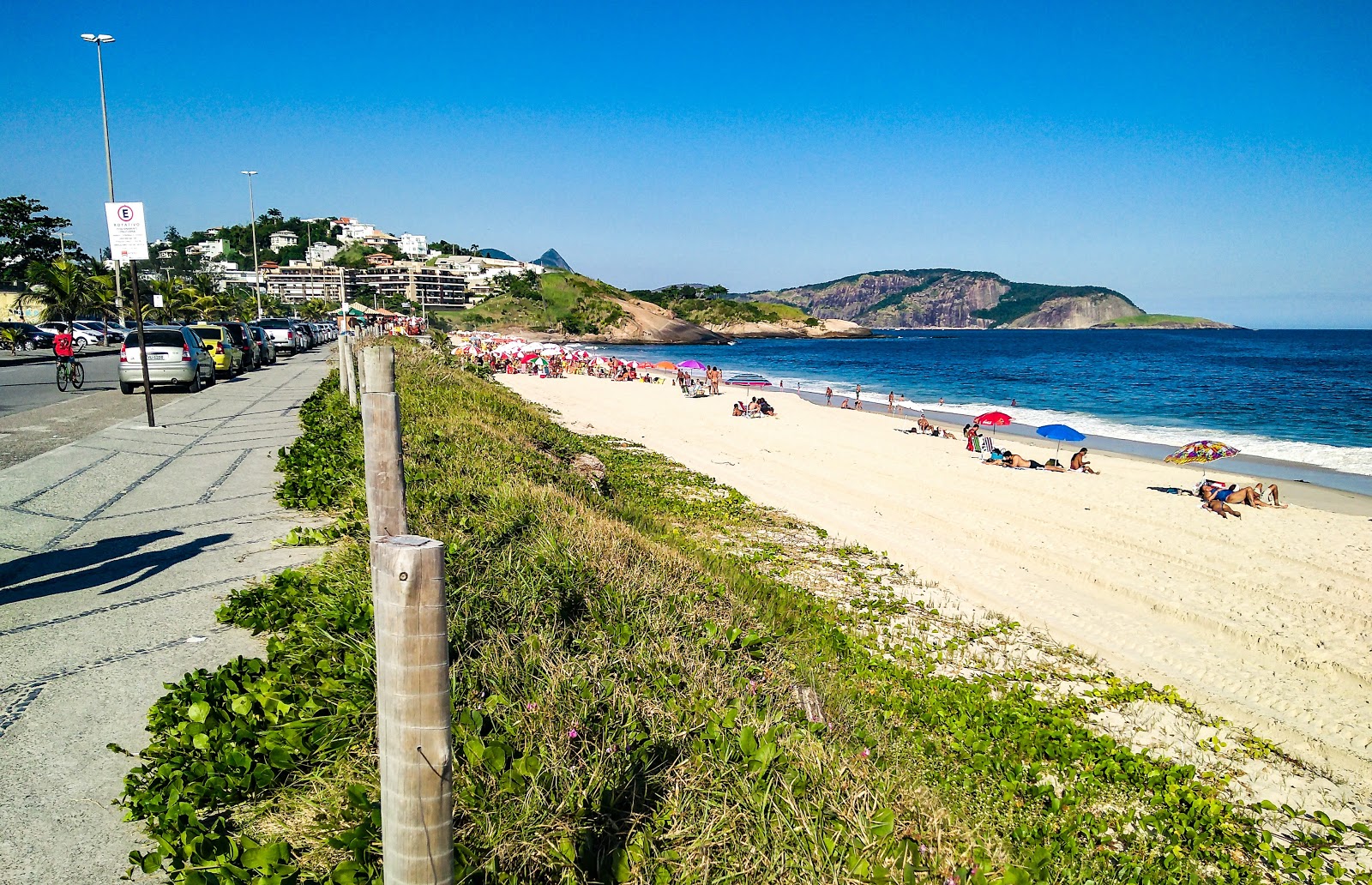 Foto von Piratininga Strand und die siedlung