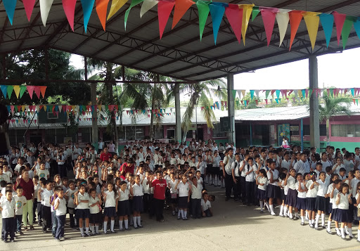 Schools singing music in San Pedro Sula