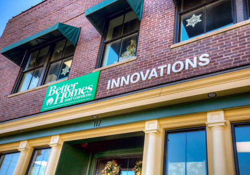 Real Estate Agents «Misty SOLDwisch: RE/MAX Innovations», reviews and photos, 117 E Salem Ave, Indianola, IA 50125, USA