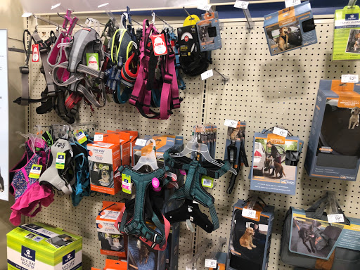 Pet Supply Store «PetSmart», reviews and photos, 1225 Industrial Rd, San Carlos, CA 94070, USA
