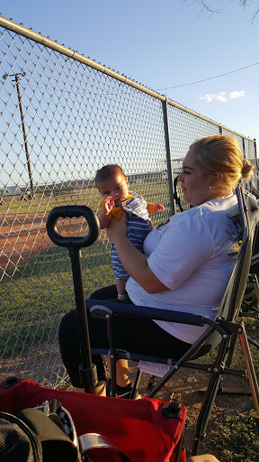Grocery Store «FOOD KING», reviews and photos, 408 Old US Hwy 90 E, Castroville, TX 78009, USA