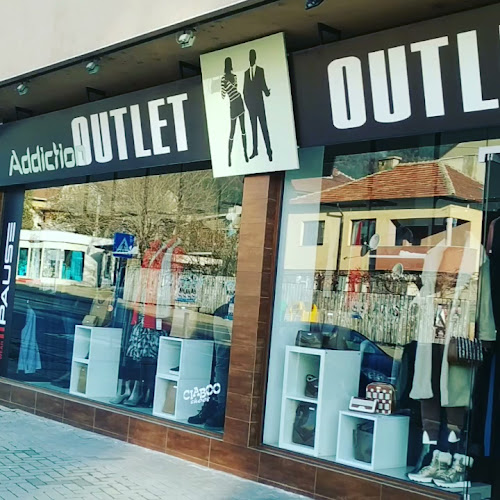 Отзиви за Outlet addiction в Дупница - Магазин за дрехи