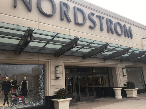 Department Store «Nordstrom Short Pump Town Center», reviews and photos, 11812 W Broad St, Richmond, VA 23233, USA