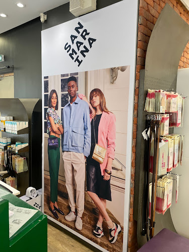 Magasin d'enseignes Pano Poitiers - Les Expert en Signalétique - Enseigne, Déco véhicules, Adhésifs... Biard