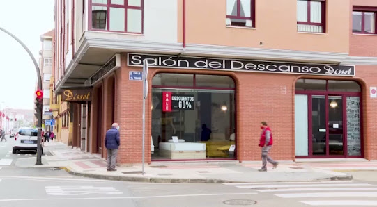 Dissél Salón del descanso Av. del Párroco Pablo Díez, 41, 24010 Trobajo del Camino, León, España