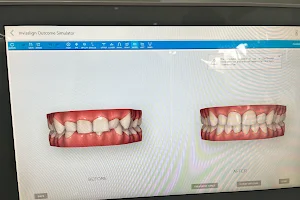 Clínica Dental: Master Dental Group image