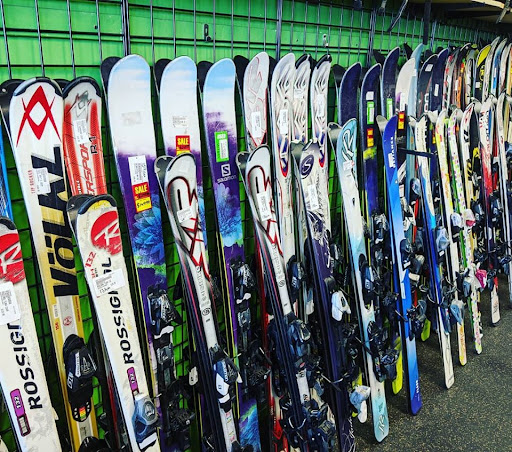 Sporting Goods Store «Play It Again Sports», reviews and photos, 5600 95th St, Oak Lawn, IL 60453, USA