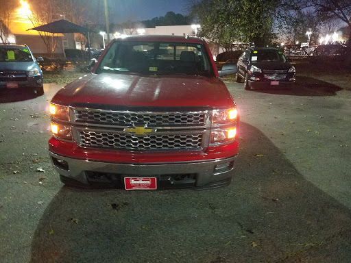 Used Car Dealer «Pre-Owned Car & Truck Liquidation Center», reviews and photos, 1510 S Military Hwy, Chesapeake, VA 23320, USA