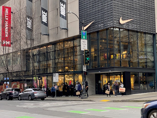 Sporting Goods Store «Nike Seattle», reviews and photos, 1500 6th Ave, Seattle, WA 98101, USA