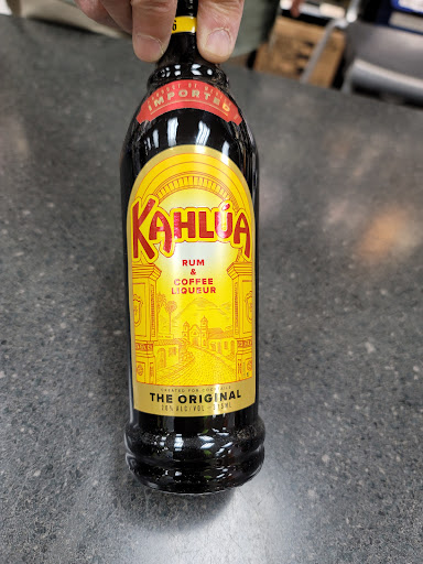 Wine Store «F & N Wine & Spirits», reviews and photos, 2094 Naamans Rd, Wilmington, DE 19810, USA