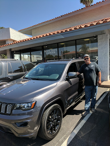 Car Dealer «Simi Valley Chrysler Dodge Jeep Ram», reviews and photos, 2350 First St, Simi Valley, CA 93065, USA