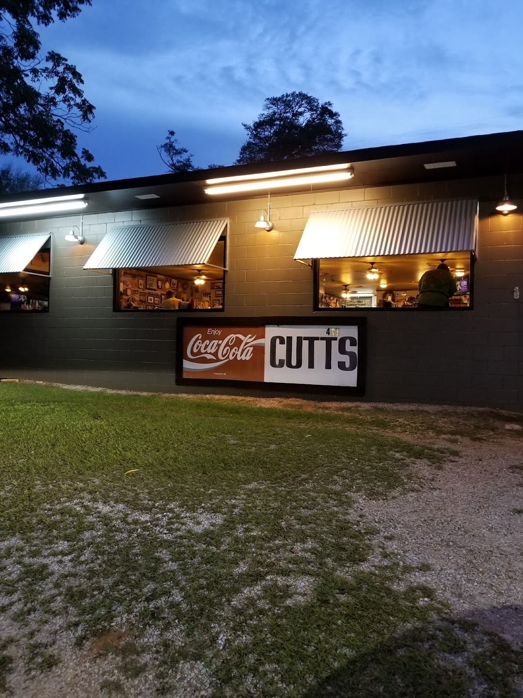 Cutts Restaurant