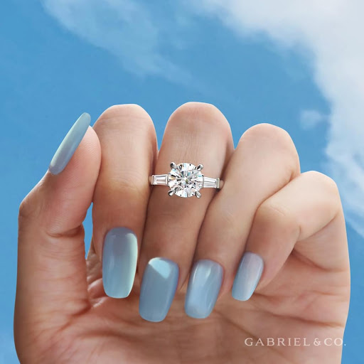 Jewelry Store «SVS Fine Jewelry», reviews and photos, 3323 Long Beach Rd, Oceanside, NY 11572, USA