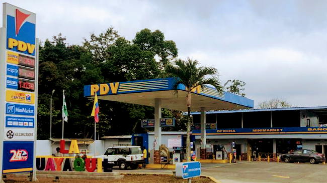 Estación de Servicio "LA GUAYAQUIL”