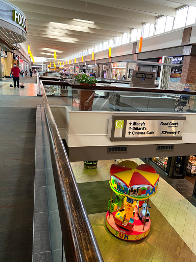 Shopping Mall «Greenbrier Mall», reviews and photos, 1401 Greenbrier Pkwy, Chesapeake, VA 23320, USA