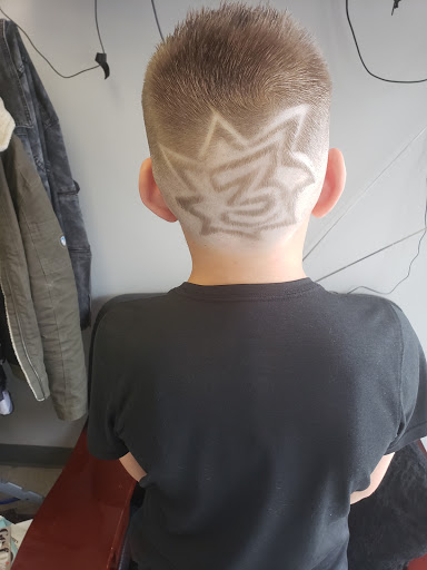 Barber Shop «Eastside Barber Shop», reviews and photos, 2355 E University Ave #108, Des Moines, IA 50317, USA