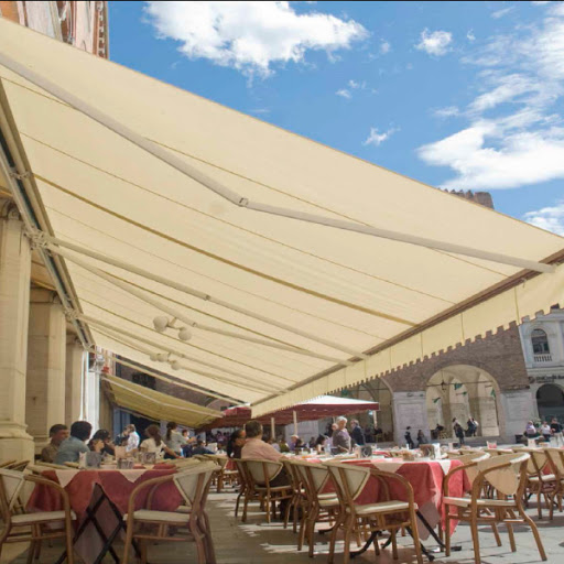 Rótulos, toldos, aluminios en mallorca toldos en Palma