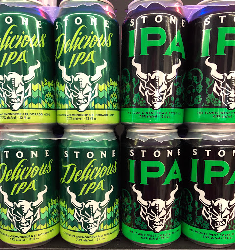 Liquor Store «Yauco Liquor Store», reviews and photos, 2744 W Division St, Chicago, IL 60622, USA