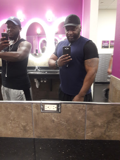 Gym «Planet Fitness», reviews and photos, 709 E Capitol Dr, Milwaukee, WI 53212, USA