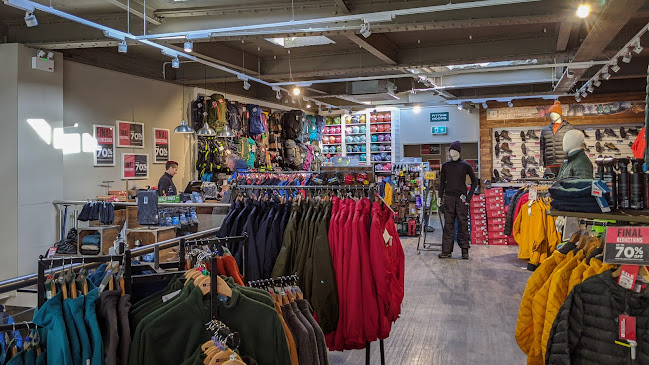 Reviews of Mountain Warehouse York in York - Sporting goods store