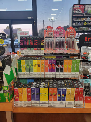 Liquor Store «Old Fort Liquor & Wine», reviews and photos, 144 Cason Ln, Murfreesboro, TN 37128, USA