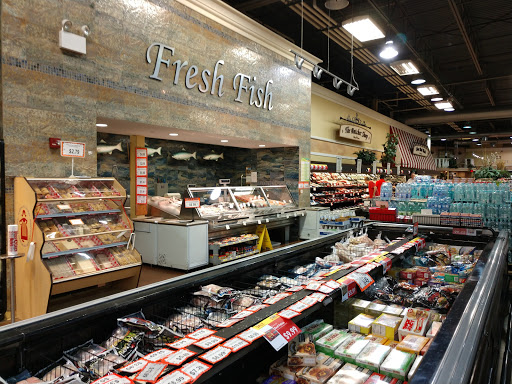 Grocery Store «Shop & Save Market», reviews and photos, 518 Metropolitan Way, Des Plaines, IL 60016, USA