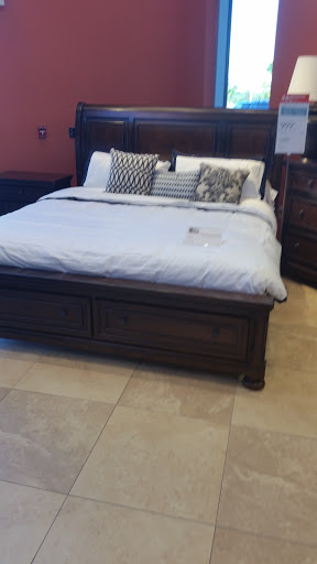 Furniture Store «Ashley HomeStore», reviews and photos, 12185 77th St, Kenosha, WI 53142, USA